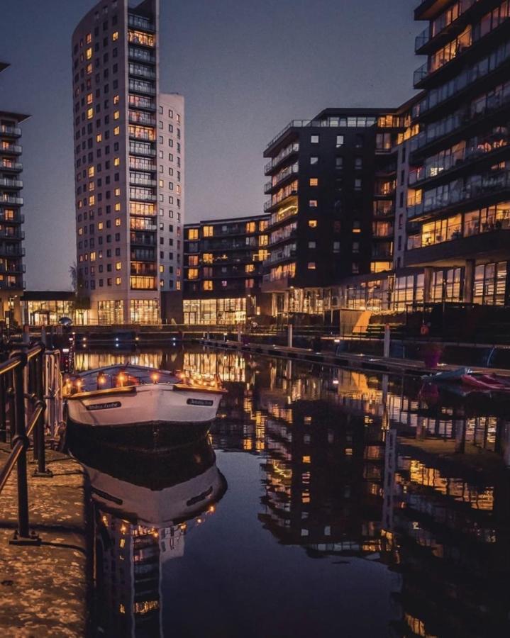 Deluxe City Apt, River Canal View& Free Parking! Leeds  Exterior photo
