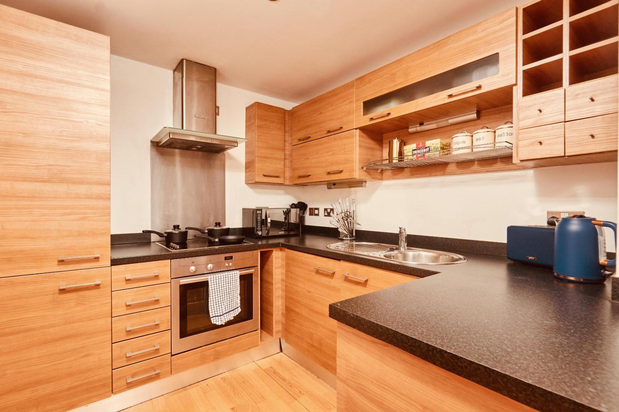 Deluxe City Apt, River Canal View& Free Parking! Leeds  Exterior photo