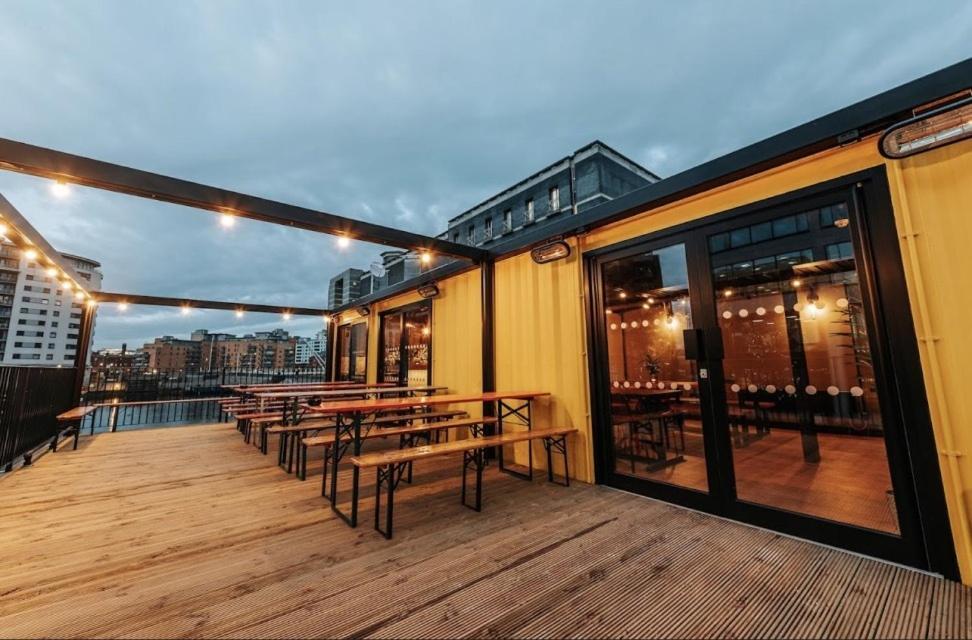 Deluxe City Apt, River Canal View& Free Parking! Leeds  Exterior photo